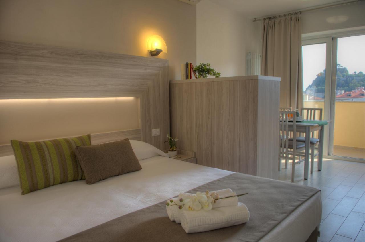 Hotel Residence La Palma 피날레리구레 외부 사진