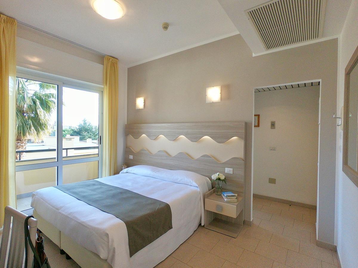 Hotel Residence La Palma 피날레리구레 외부 사진