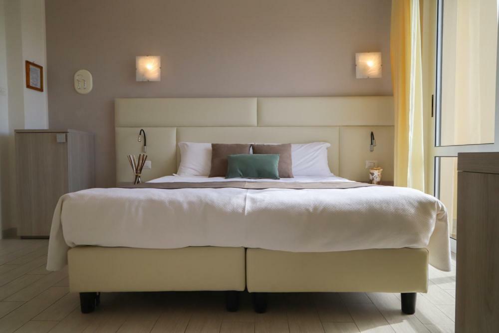 Hotel Residence La Palma 피날레리구레 외부 사진