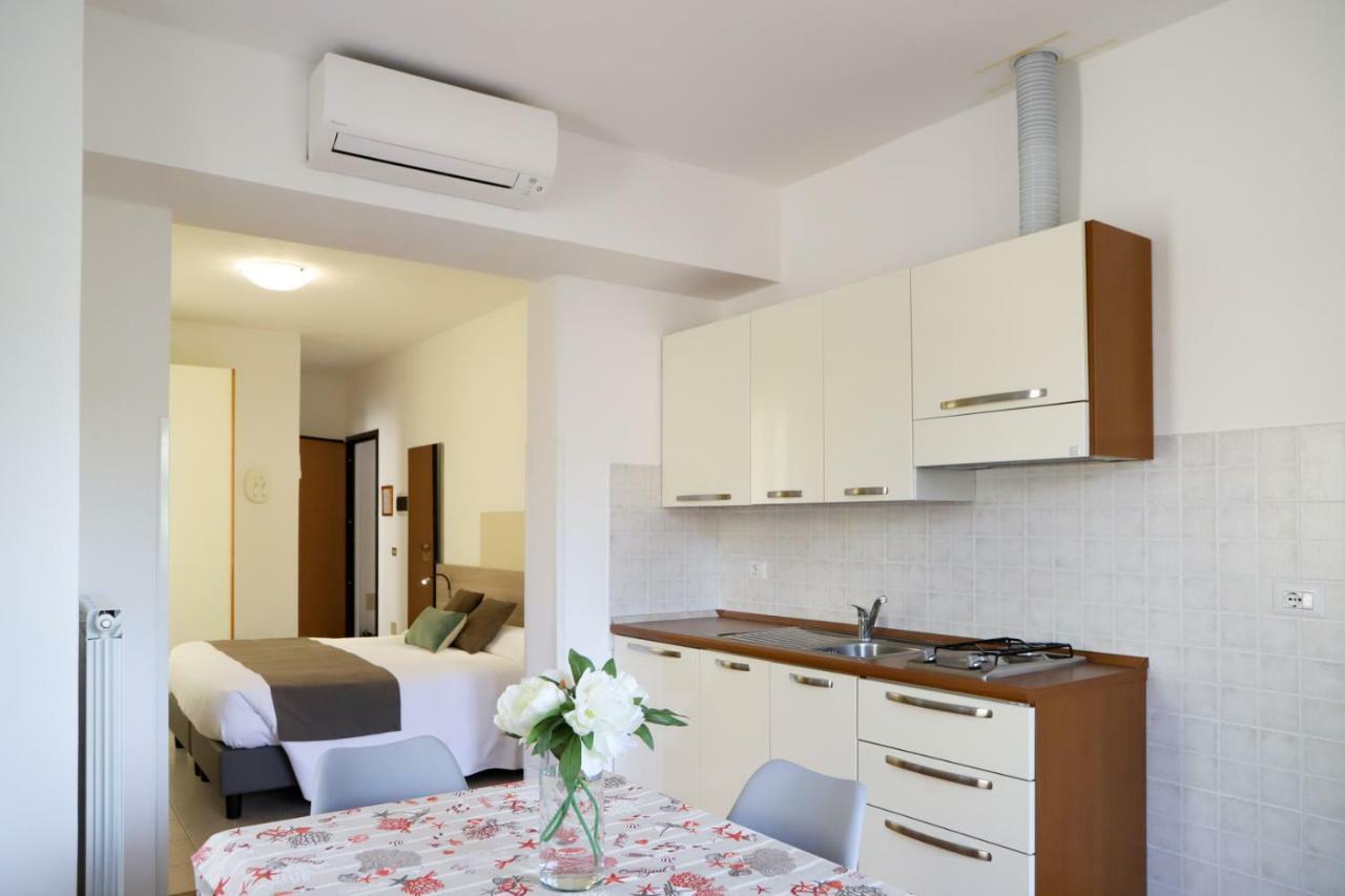 Hotel Residence La Palma 피날레리구레 외부 사진